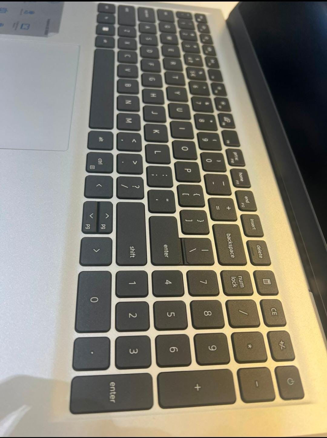 Dell Inspiron 3511