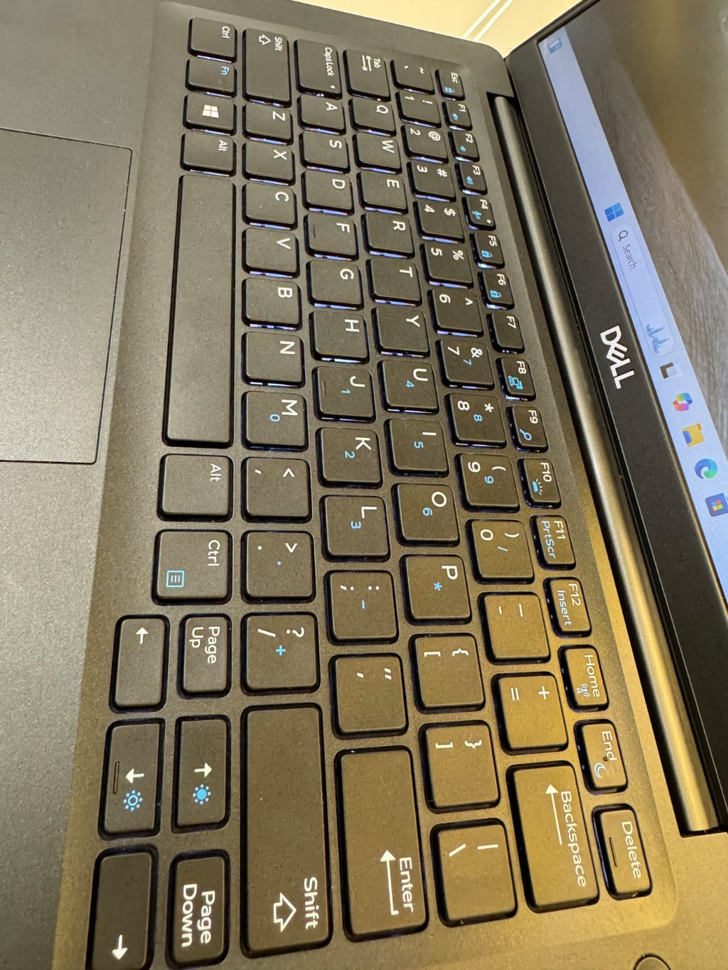 Dell Latitude 7390