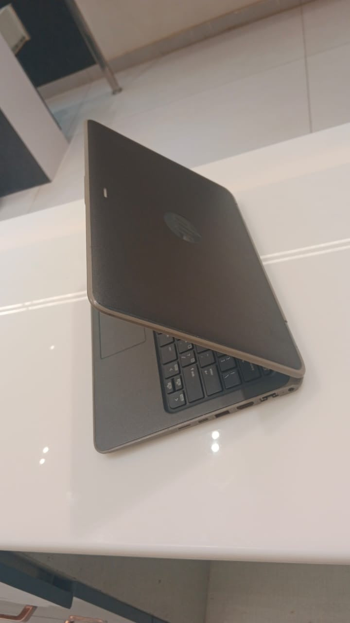HP x 360 11E G5